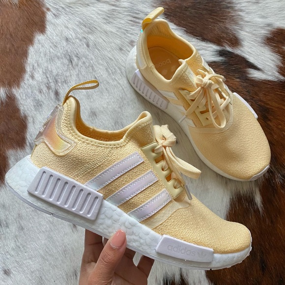 adidas nmd iridescent yellow